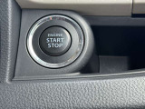 エンジンの始動はプッシュエンジン☆鍵を差し込む必要もありません☆★エンジン始動前に鍵を探す手間もはぶけますね★