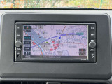 メモリーナビ(テレビ付)搭載で、初めての道や遠出でも安心です!Bluetoothが使えるので、好きな音楽を聴きながら楽しいドライブを♪