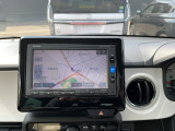 ■ナビはルート案内はもちろんですが、Bluetooth接続にも対応していますので、スマホの中の音楽を手軽に楽しむこともできます。