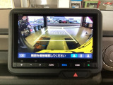 駐車が苦手な方でも安心なバックカメラつき。