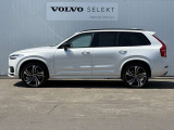 ◆サイド/流麗なプロポーションはVOLVO車の真骨頂。「美しいものと共にありたい」というオーナーの願いを満たします