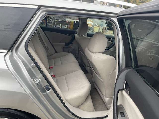 ホンダ アコードツアラー 2.4 24TL の中古車詳細 (111,000km, ブラン