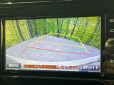 【バックカメラ】駐車時に後方がリアルタイム映像で確認できます。大型商業施設や立体駐車場での駐車時や、夜間のバック時に大活躍!運転スキルに関わらず、今や必須となった装備のひとつです!