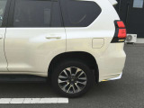 お車御覧いただきありがとうございます。トヨタのランドクルーザープラド入庫致しました!