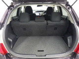 広々としたラゲージスペースを備えています。大きなものや長さのある荷物もしっかりと積み込めます。