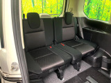 3列目シートはもちろん状態良好☆大人でもゆったりと座って頂けますので、大人数でのお出かけもラクラクです♪ご家族で、気の知れた仲間で、ドライブに行くのが楽しみですね♪