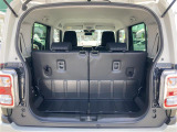 【ラゲッジスペース】リアシートを倒せばこの大容量!!ダンボールなどの大きい荷物も釣り具などの長尺物まで様々載せられそうです!!