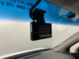 万が一の事故のときもドライブレコーダーがあると安心です。ご利用になる場合は個人情報保護の観点より新品の対応SDカードをお求め下さい。