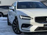 ◆ヘッドライト/VOLVOの代名詞ともいえるTシェイプのライトは、北欧神話のトールハンマーをイメージした意匠です