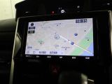 純正のナビゲーション付きでございます。画像がとてもクリアで見やすくなっております。使用感もよく操作しやすいよう設計されております。