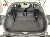 後部座席をたたむとこんなに広いスペースが!