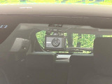 【ドライブレコーダー】ドライブレコーダー装備!走行中はもちろん、あおり運転や事故に遭遇した際、映像で記録し、万一のリスクに備えます。※記録用SDカードはお客様ご自身でご準備いただく必要があります。