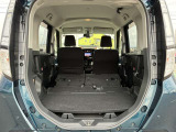 リアシートを格納すると奥行きが広がり、大きめの荷物にも対応出来そうです。
