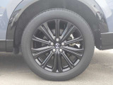 純正のアルミホイール!足元までカッコよく決まってます!!