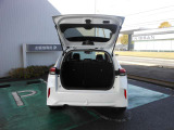 大きく開くリヤハッチ,荷物スペースも確保できます
