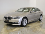 BMW 5シリーズセダン