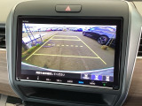 便利な3ビュー切り替え、ガイド線表示付きのバックカメラです!後退時、後方の視界をサポートします!