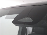 TOYOTA SAFETY SENSEは道路状況、車両状態、天候状態及びドライバーの操作状況などによっては、作動しない場所があります。あくまで運転補助機能です。