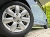 【純正14インチアルミホイール】外観にマッチした純正アルミホイールを装着しております。各種社外アルミホイールや、スタッドレスタイヤも取扱いしております。是非ご相談ください♪