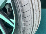前のタイヤの状態です。