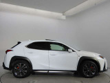 UX 250h Fスポーツ 4WD 