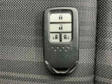 スマートキーです!ドアの施錠・解錠・エンジンの始動がスムーズで大変便利です!