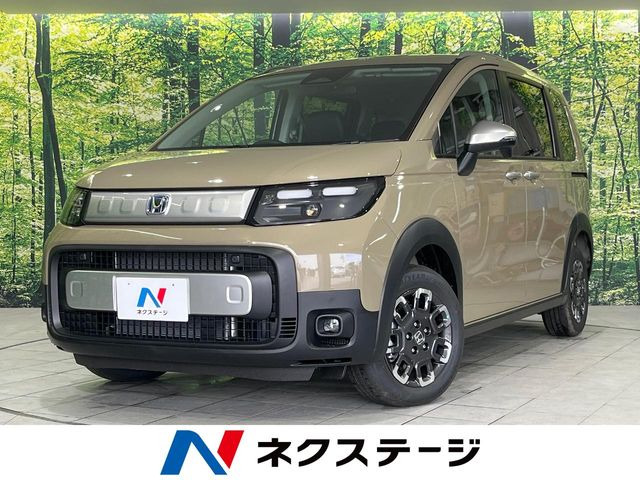 フリード 1.5 e:HEV クロスター