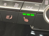 ●フロントシートヒーティング:運転席・助手席共に三段階で調節が可能なシートヒーターを装備しております。季節を問わず快適にご使用いただけます。