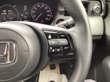 Hondaセンシングの機能のひとつ、アダプティブクルーズコントロール付!アクセルから足を離しても設定したスピードと前車との車間を保ち走行してくれます!車線維持もアシスト☆高速道路で疲労軽減ですね☆