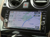 純正ナビを装着。(DVD・フルセグTVの視聴、Bluetoothの接続可能)