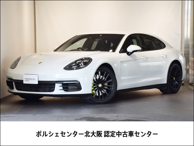 パナメーラ 4 E ハイブリッド PDK 4WD 