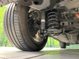 お車を安心してお乗りいただく為には、足回りの定期点検が欠かせません。サービスサポート(有償保証)では無料点検もご提供しており、安心のカーライフをお過ごしいただけるサポート体制が整っています。