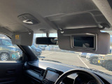 運転席にはミラー付きサンバイザーを装備☆