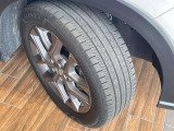 【タイヤ】タイヤの状態は写真の通りです。溝の深さなども是非、写真でご確認ください!