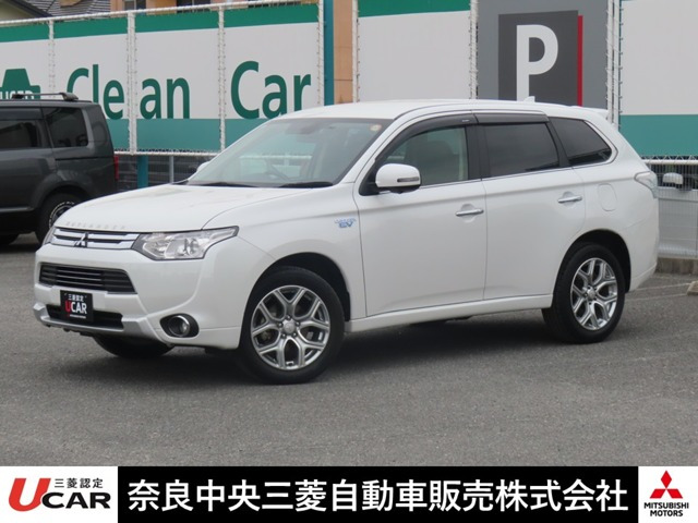 アウトランダーPHEV 2.0 G ナビパッケージ 4WD