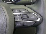 【レーダークルーズコントロール】(全車速追従機能付)付きです。車速に応じて追従支援してくれるので、ロングドライブも快適です。詳細は販売店スタッフまでおたずねください。
