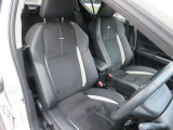 ★運転席・助手席ともにシートヒーター付★冬の朝方や夜乗られる時にはもってこいの装備です。約20秒くらいで腰あたりからジワーッと温かくなります!