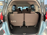 ラゲッジスペースもゆったりしています!!