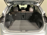 広々としたラゲージスペースを備えています。大きなものや長さのある荷物もしっかりと積み込めます。