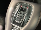 スイッチ式のシフト、エレクトリックギアセレクターになっております☆