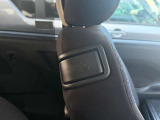 助手席は運転席側からリクライニング操作が可能です。