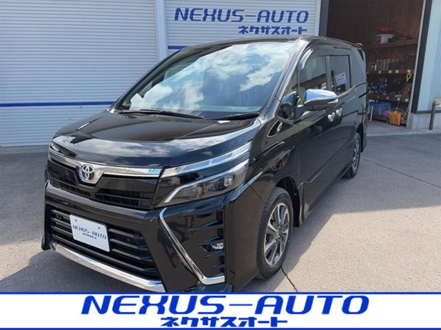 ヴォクシー 2.0 ZS 煌III 4WD 