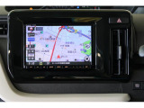 ナビ付きです。遠方など初めての場所へドライブに行く際にとても安心です。安心感半端ないです!