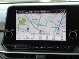 【ナビ】メーカーSDナビ付きです。目的地を設定すれば初めての場所でも簡単に行くことができます。もちろん音楽だって聴けちゃいます♪