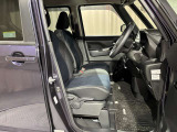 運転席も広々でゆったりとした気分で運転できます☆