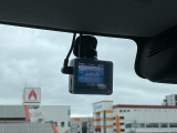 【ドライブレコーダー】搭載車!交通事故などいざという時あると安心。旅の思い出として使っても楽しめそう♪♪