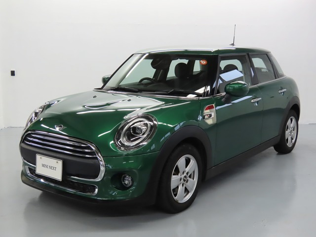 ミニ  ヴィクトリア 5ドア DCT