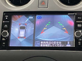 【アラウンドビューモニター】車を上から見下ろしているかのような映像で周囲の状況がひと目で確認、狭い駐車場に駐車するときも安心です♪♪障害物などがあると警告音がなりますので安心して駐車が出来ます★