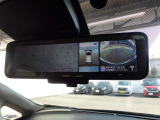 スマートルームミラー★車両後方のカメラ映像をミラー面に移して、いつでもクリアな後方視界を確保します♪