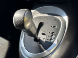 シフト周りもスッキリしてシンプルなデザインです!操作も簡単です。